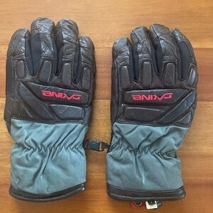 Dakine mens commander leather ski/snowboard gloves, Gore-Tex